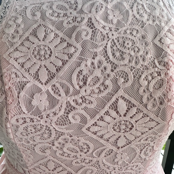 Baby pink chiffon and lace Hollister dress - Picture 6 of 10